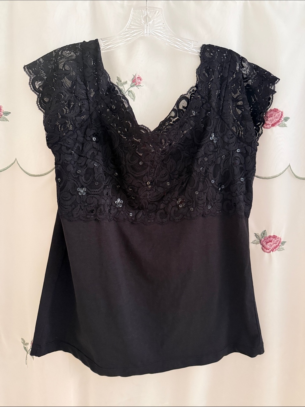 Eyeshadow Black Lace Cap-Sleeve Top